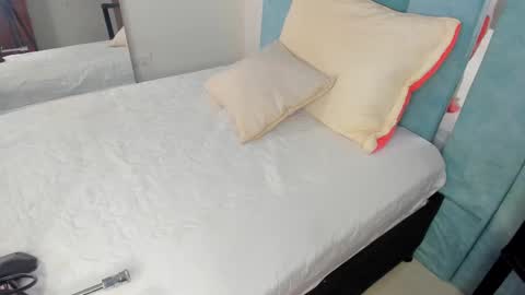 alexaa_small online show from March 10, 11:34 am