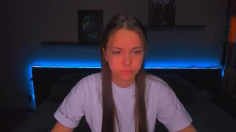 angel online show from March 27, 1:07 am