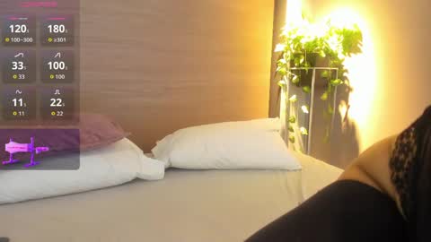 Alexa   online show from April 13, 9:37 pm