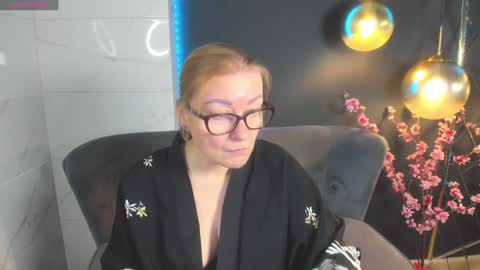 Alexandra online show from December 24, 1:50 pm