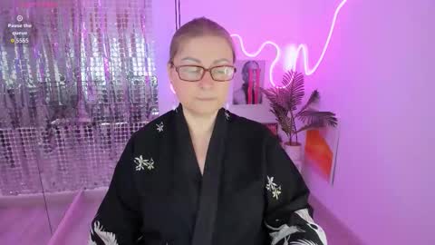 Alexandra online show from March 13, 4:30 pm