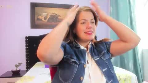 alexandra online show from October 7, 6:01 pm