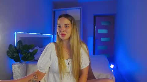 alexandracandy online show from June 25, 4:19 pm