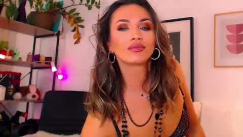 alexandrawooow online show from April 23, 11:28 am