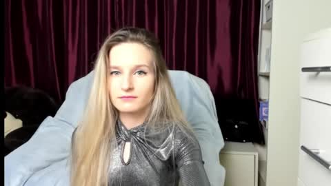 Alexa online show from December 6, 9:45 pm