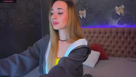 AlexaWilds online show from April 24, 2:31 pm