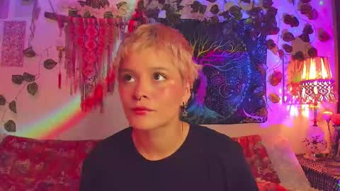 Alex online show from December 14, 11:32 pm