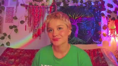 Alex online show from December 18, 1:43 am