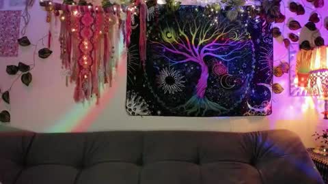 Alex online show from October 13, 3:53 am