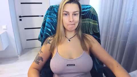 Alexia online show from December 17, 9:13 am