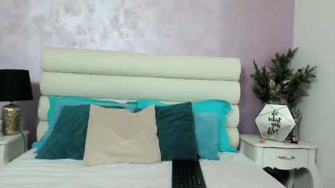 Alexis online show from July 7, 3:53 am