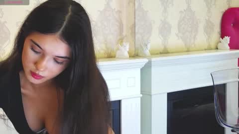 alexisdevine online show from September 12, 4:57 am