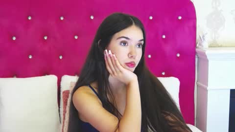 alexisdevine online show from September 16, 5:26 am