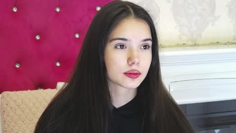 alexisdevine online show from April 5, 4:22 am