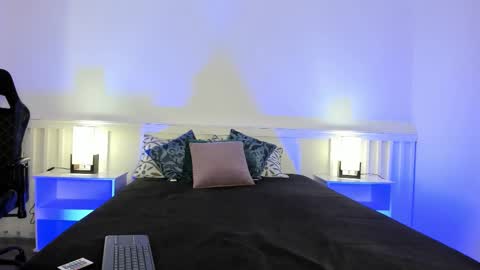 Aliaaa  online show from January 9, 11:36 am