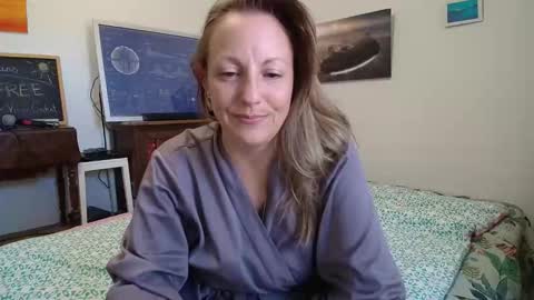 Alice online show from September 18, 12:37 pm