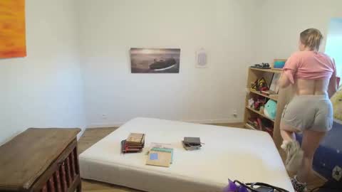 Alice online show from October 26, 3:18 pm