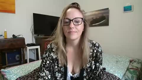 Alice online show from September 14, 8:34 am