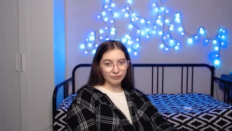 Alice online show from January 15, 6:08 pm