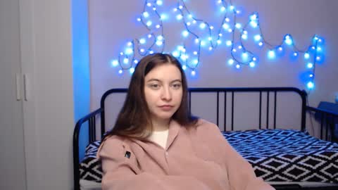 Alice online show from December 31, 1:30 pm