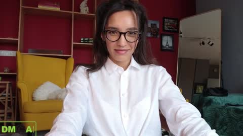 A R Y A  T I A online show from December 4, 11:19 am