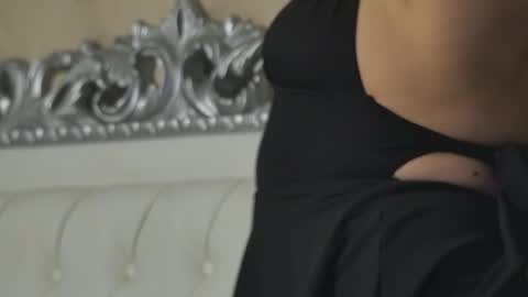 AliceMunro online show from April 9, 6:02 pm