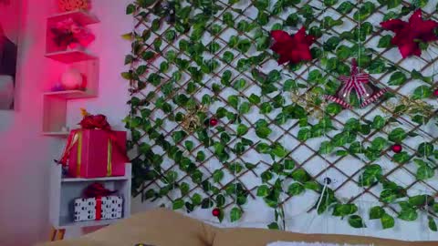 alice_rous21 online show from November 30, 2:32 pm