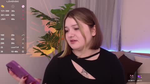 Alice  online show from January 31, 3:33 pm