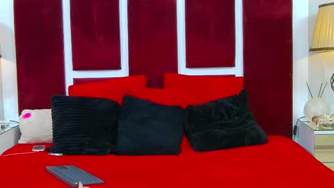 Alice online show from December 20, 5:08 pm