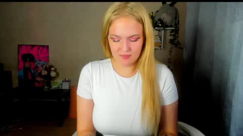 AliceCasey online show from November 25, 2:41 pm