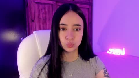 Aliceee  ..   97YP9VWGZHrefnav wishlist lists 1 online show from January 21, 5:09 pm