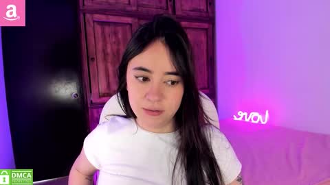 Aliceee  ..   97YP9VWGZHrefnav wishlist lists 1 online show from February 22, 5:03 pm