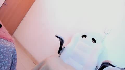 alicee_stonee_ online show from February 20, 9:26 pm