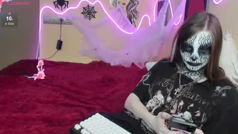 Alie online show from November 1, 5:00 am