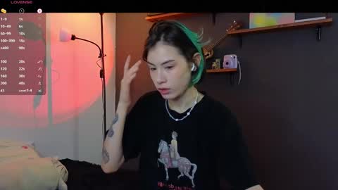 Alice  vacation  online show from December 3, 5:19 am