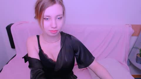 Alice online show from May 30, 10:35 am