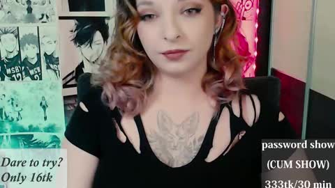 aliceriddle1 online show from February 14, 9:17 pm