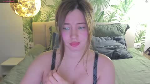 Alice online show from March 30, 7:02 pm