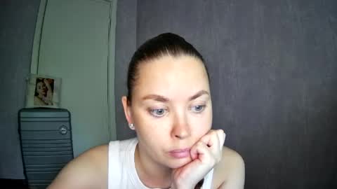 AlicexFresh online show from June 26, 12:06 pm