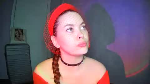 AlicexFresh online show from May 11, 3:51 pm