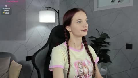 Alicia Adams online show from February 26, 12:31 am