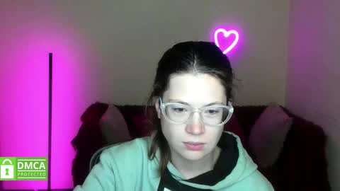 Alicia online show from October 28, 12:22 pm