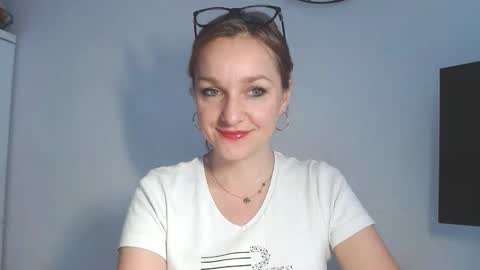 Alicia online show from February 18, 6:56 am