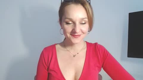 Alicia online show from February 19, 2:16 pm