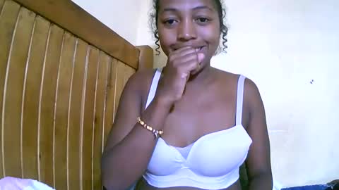 alicianah online show from December 20, 8:51 am