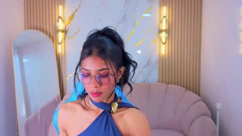alina_b_ online show from April 13, 8:09 pm