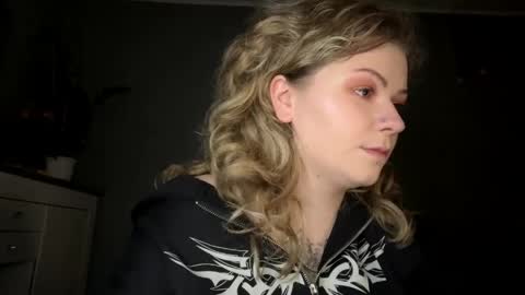 Alina online show from March 28, 2:27 pm