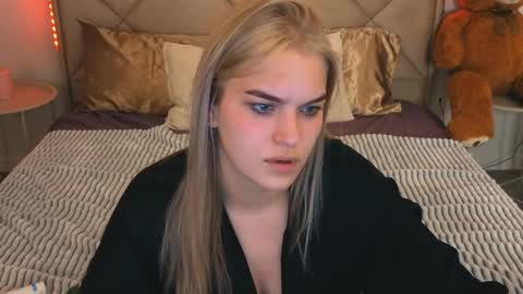 Alina online show from March 31, 6:19 pm