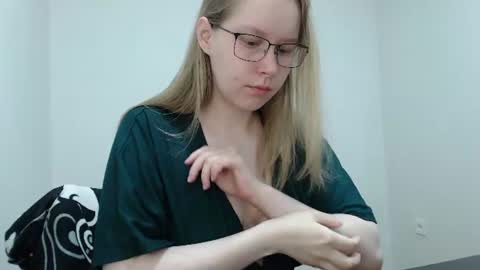 alinasei online show from July 27, 5:59 am