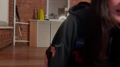 alisa online show from September 21, 7:34 pm